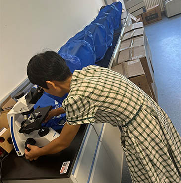 山东生物显微镜ML31.jpg 山东生物显微镜ML31.jpg